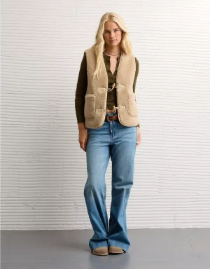 AE Sherpa Vest