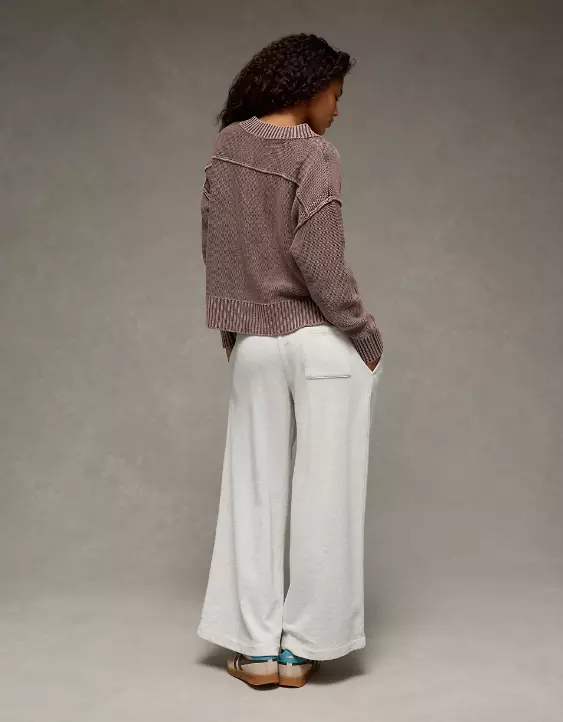 AE Long Weekend V-Neck Sweater - Image 2