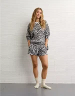 AE High-Waisted Big Hug Waffle Short