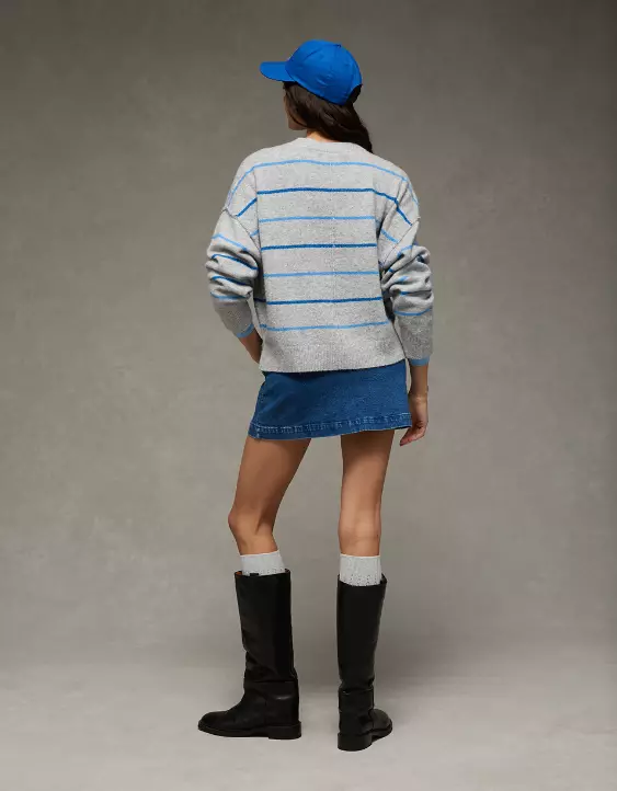 AE Whoa So Soft Classic Crew Neck Sweater - Image 2