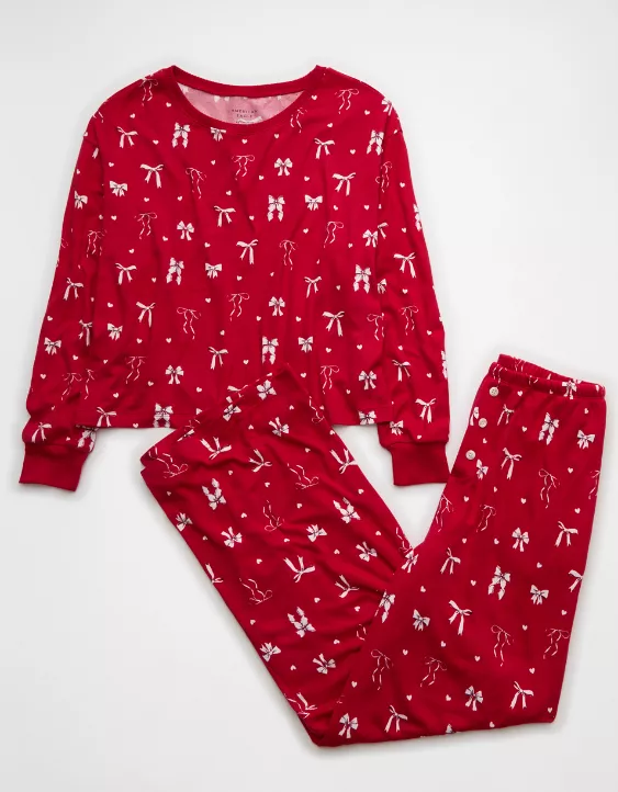 AE Luxe Plush Long-Sleeve & Pant PJ Set - Image 3